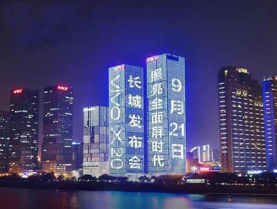 長沙市萬達雙子塔樓體燈光秀廣告報價